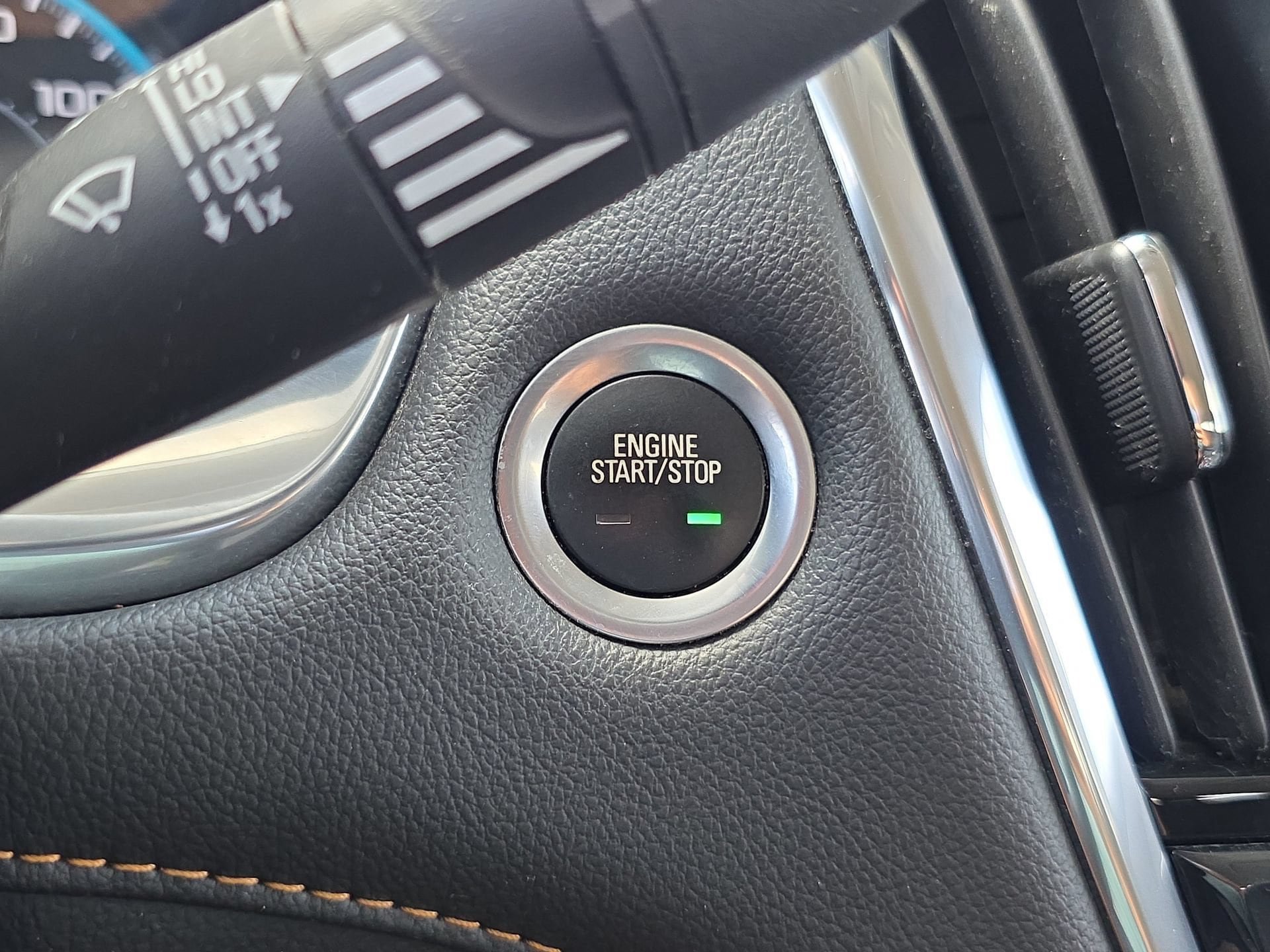 Used 2020 Chevrolet Traverse LS w/ LPO, Blackout Package FWD image 25