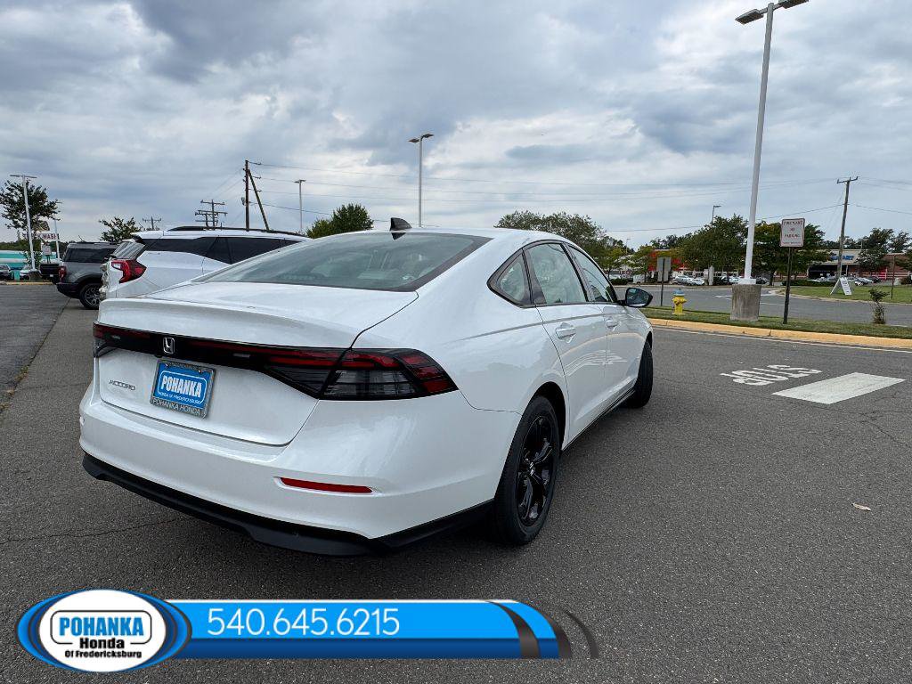 New 2025 Honda Accord SE image 9