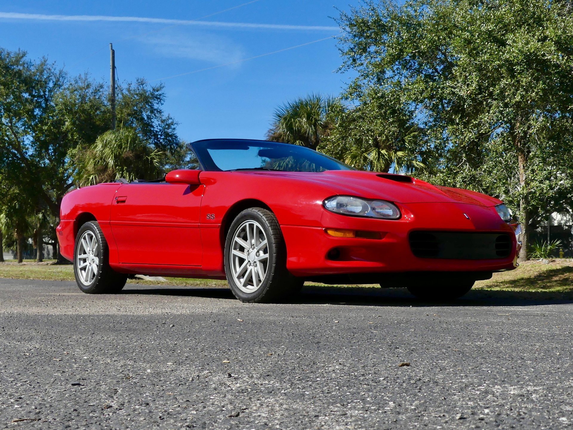 Used 2000 Chevrolet Camaro Z28 w/ SS Performance/Appearance Pkg image 31