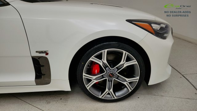 Used 2020 Kia Stinger GT1 RWD image 21