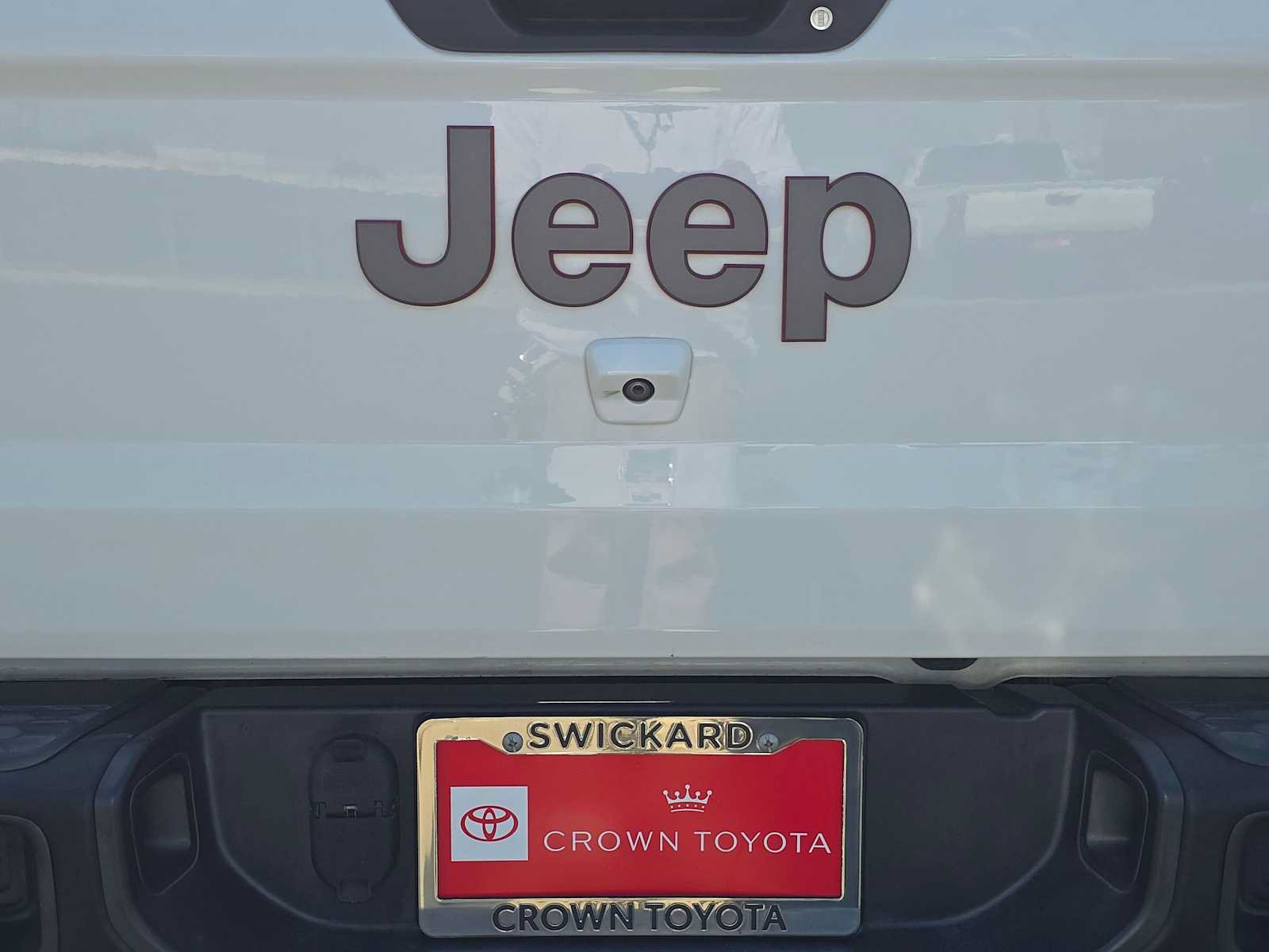 Used 2020 Jeep Gladiator Rubicon AWD/4WD image 14
