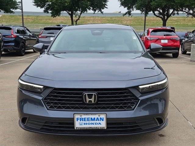 Used 2023 Honda Accord EX image 2