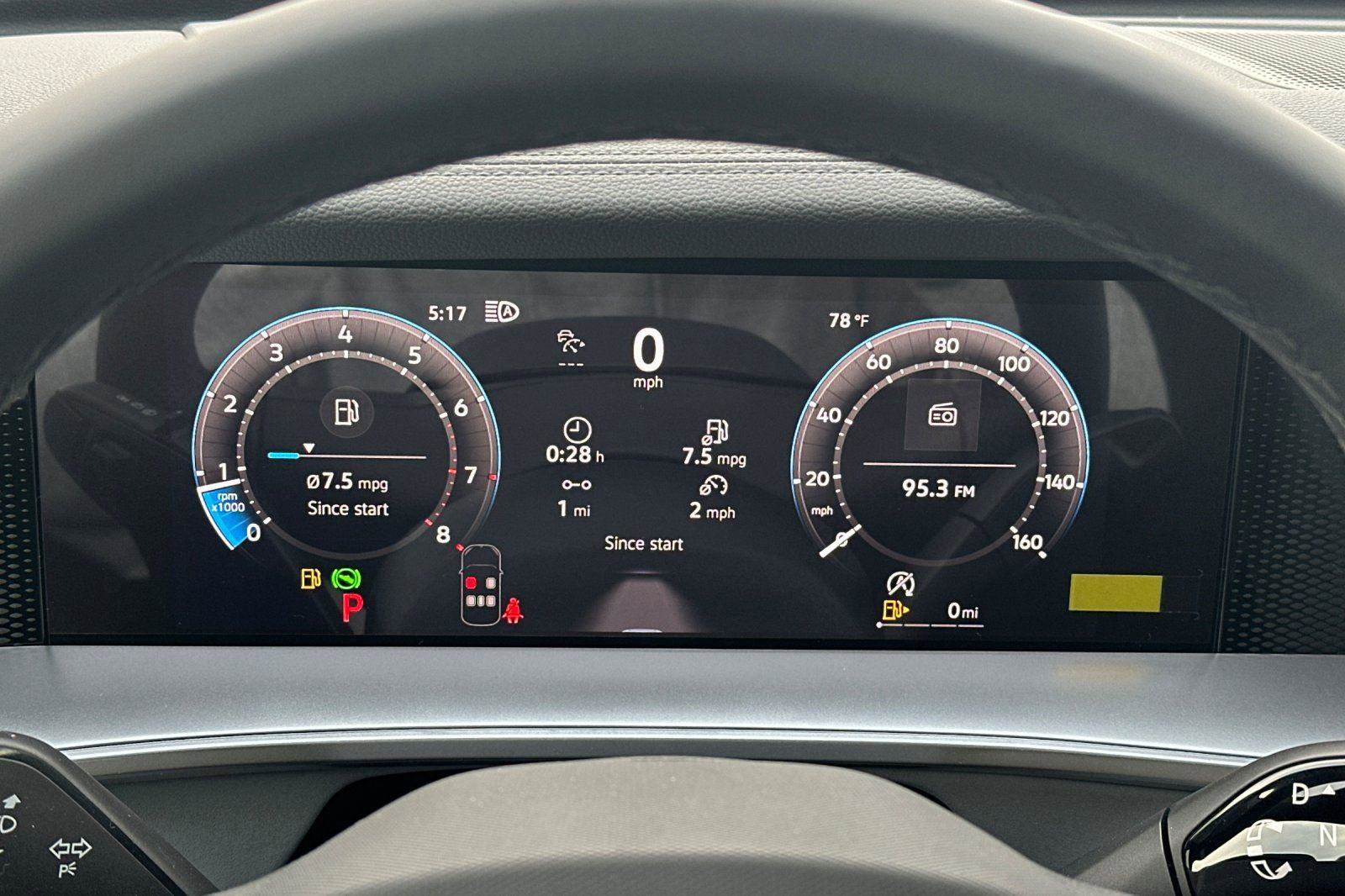 New 2026 Volkswagen Tiguan SE R-Line image 23