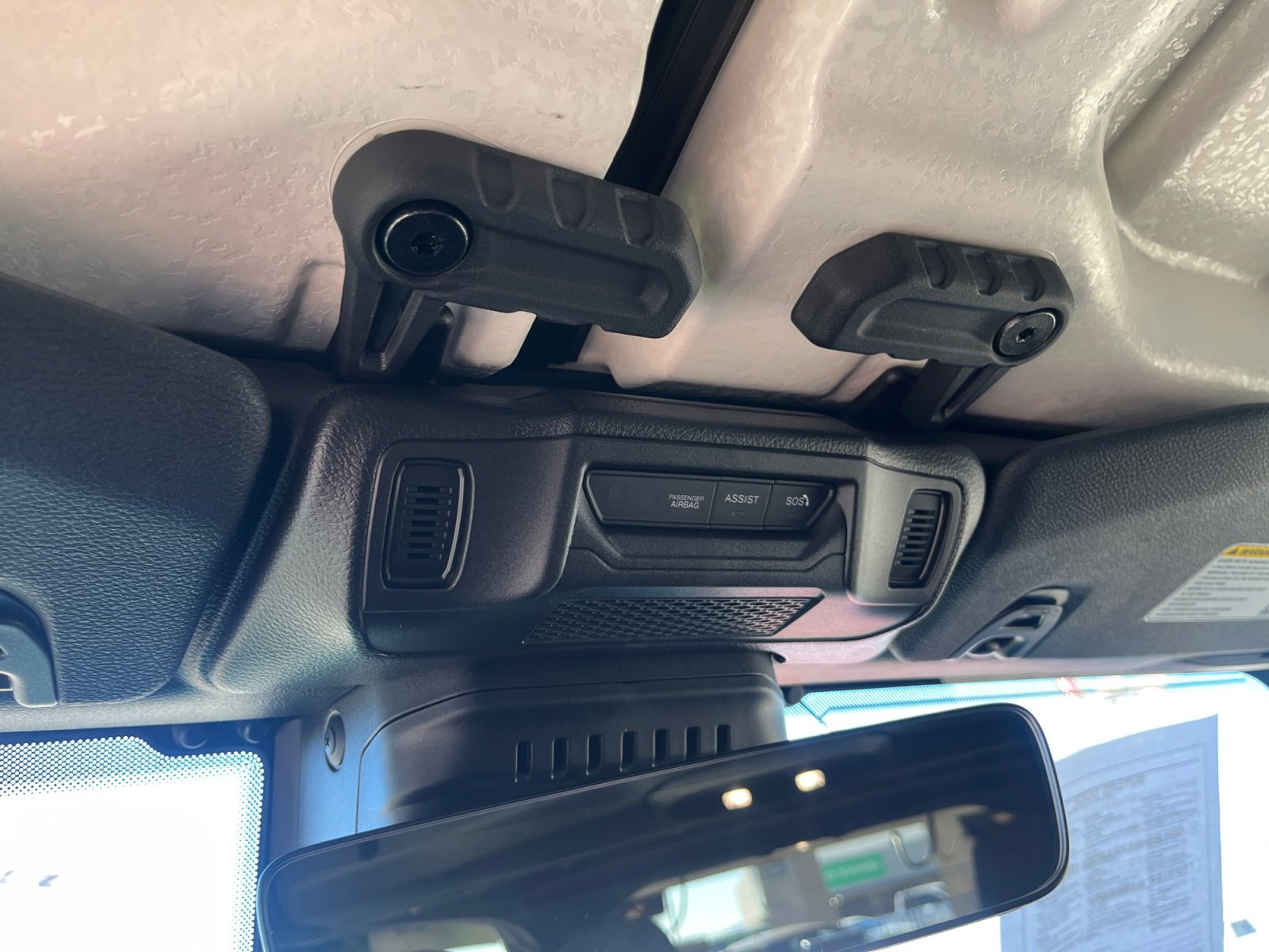 Used 2025 Jeep Wrangler Unlimited Rubicon w/ Technology Group image 33