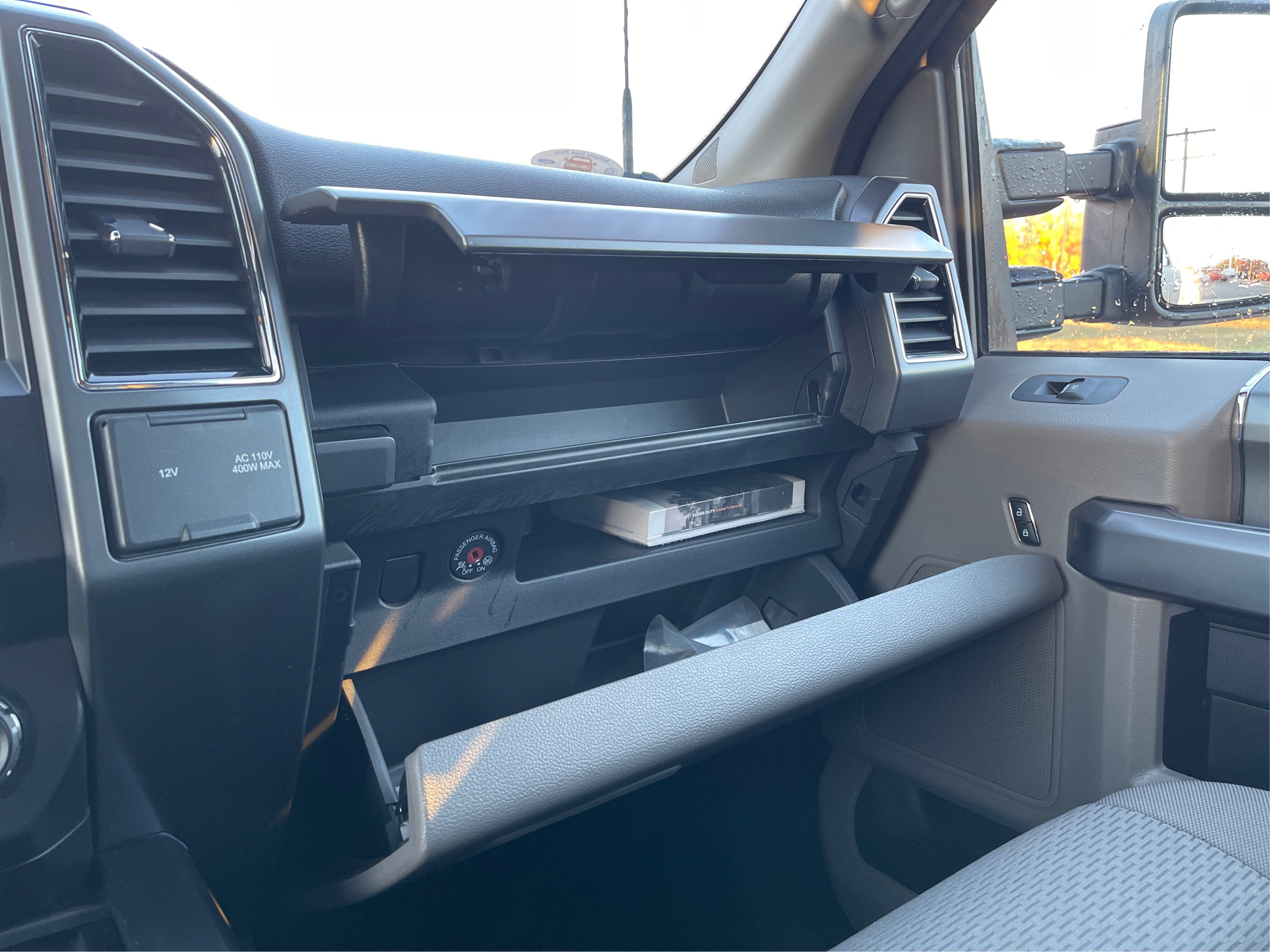 Certified 2022 Ford F350 XLT w/ XLT Premium Package image 42