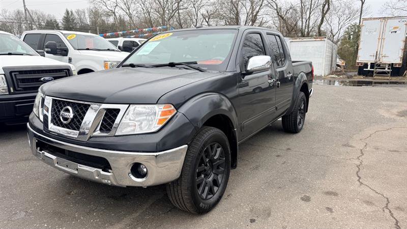 Used 2013 Nissan Frontier SL image 5