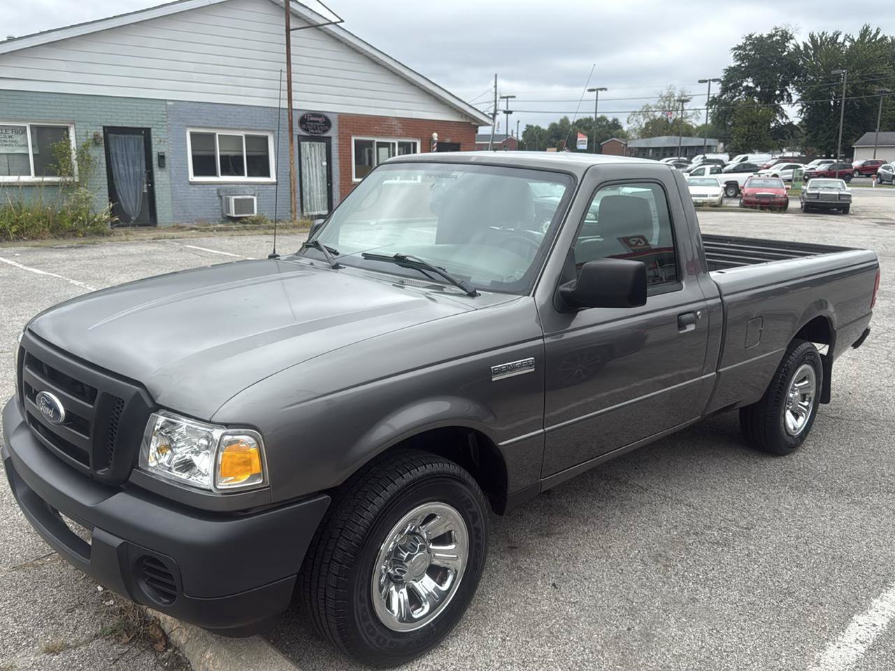 Used 2011 Ford Ranger XL RWD image 2