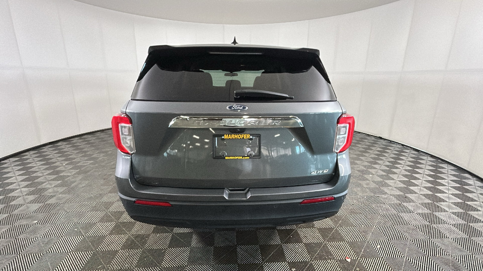 Used 2023 Ford Explorer 4WD image 4
