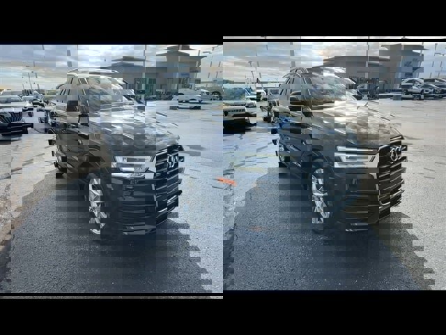 Used 2018 Audi Q3 2.0T Premium Plus w/ Premium Plus Package image 2