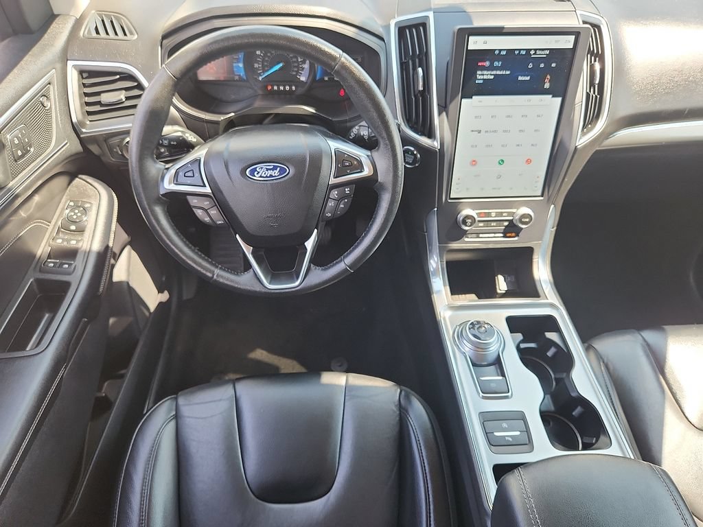 Used 2022 Ford Edge Titanium AWD/4WD image 12