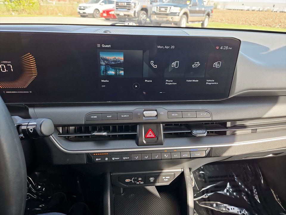 Used 2025 Kia K4 LXS FWD image 24