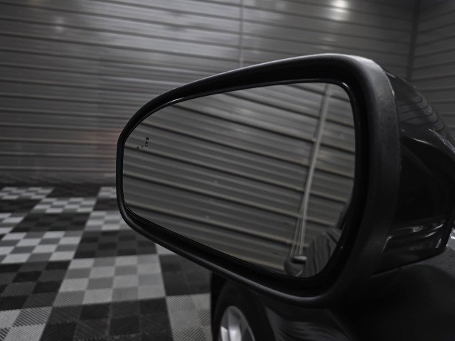 Used 2020 Ford Fusion SE FWD image 36