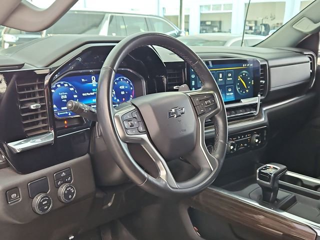 Used 2023 Chevrolet Silverado 1500 LT image 8