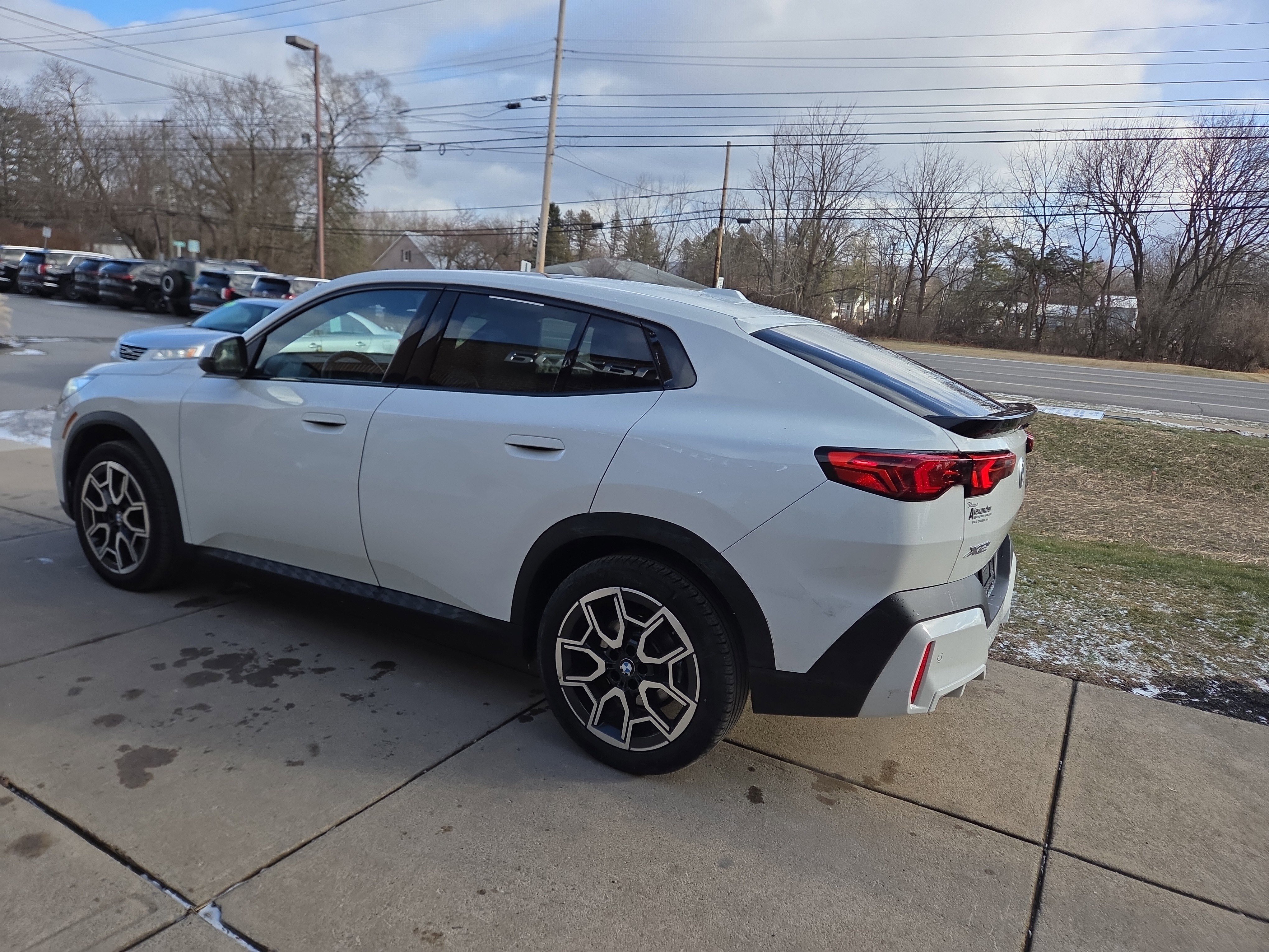 Used 2025 BMW X2 xDrive28i image 6