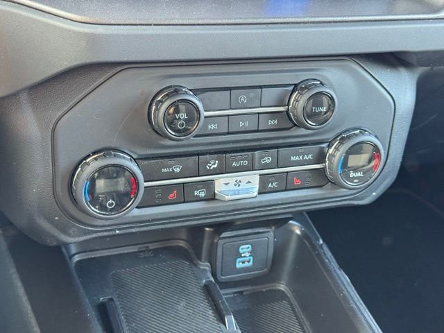 Used 2025 Ford Bronco Big Bend image 31