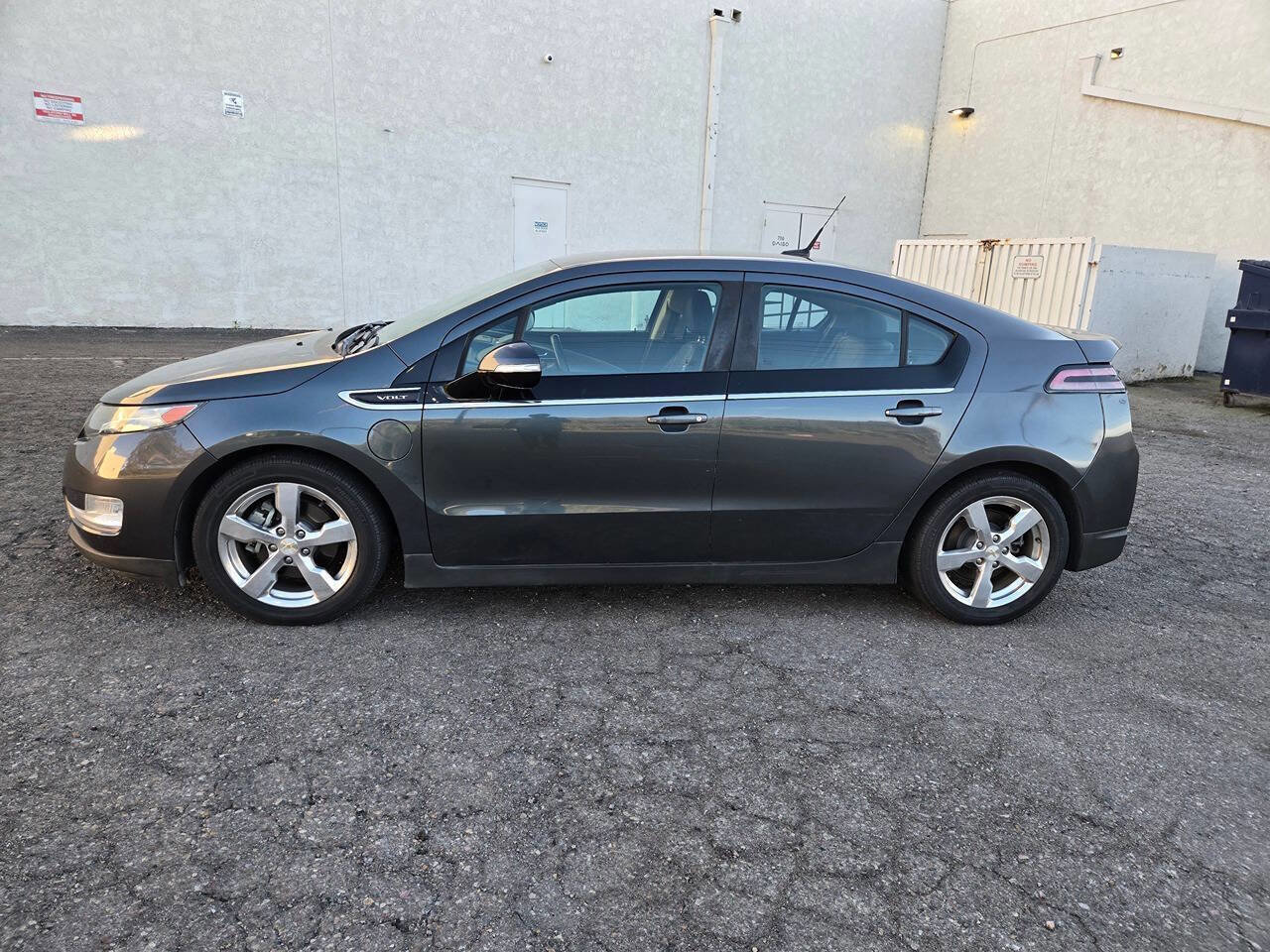 Used 2011 Chevrolet Volt Premium w/ Premium Trim Package image 10
