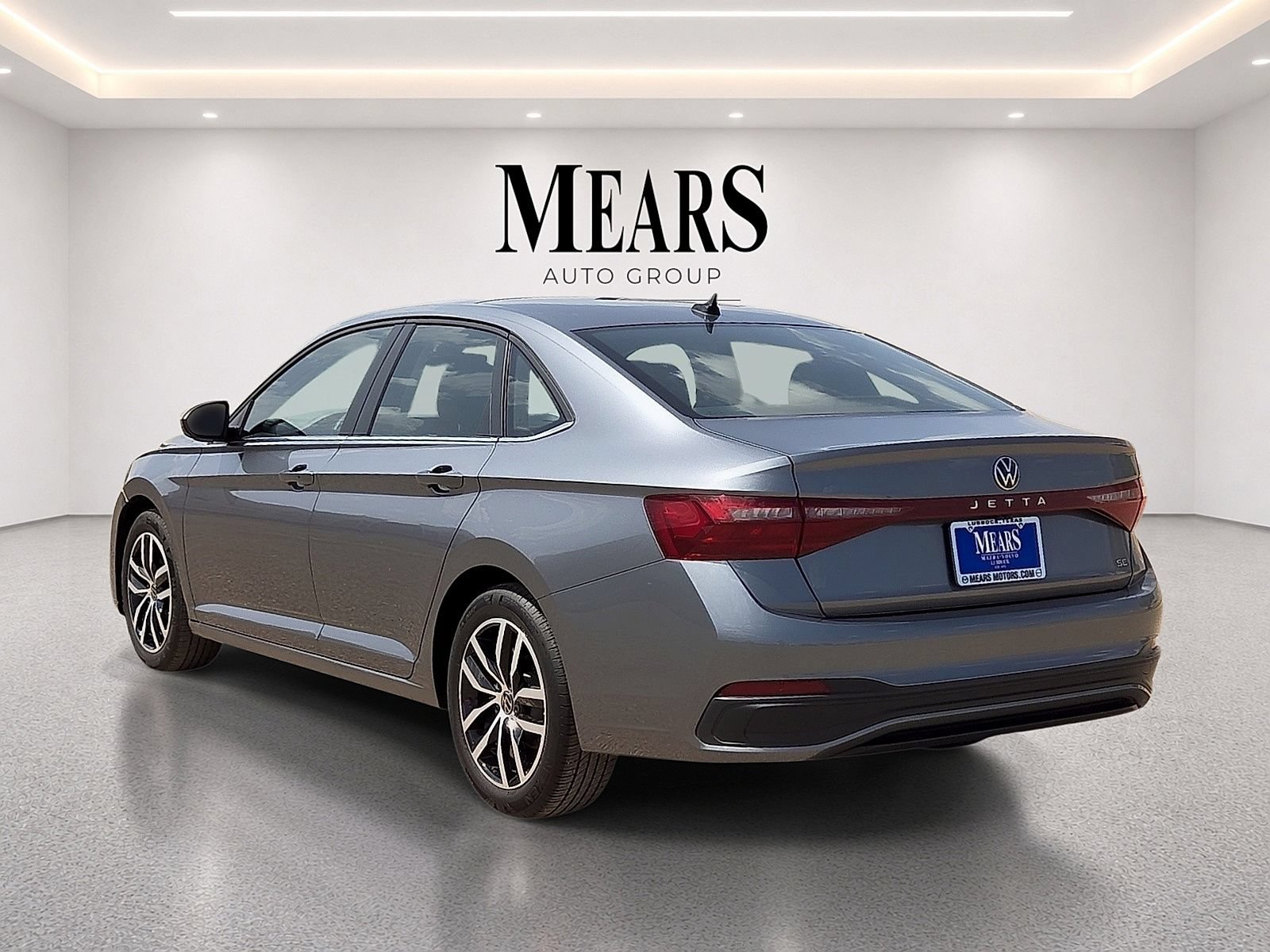 Used 2025 Volkswagen Jetta SE FWD image 3