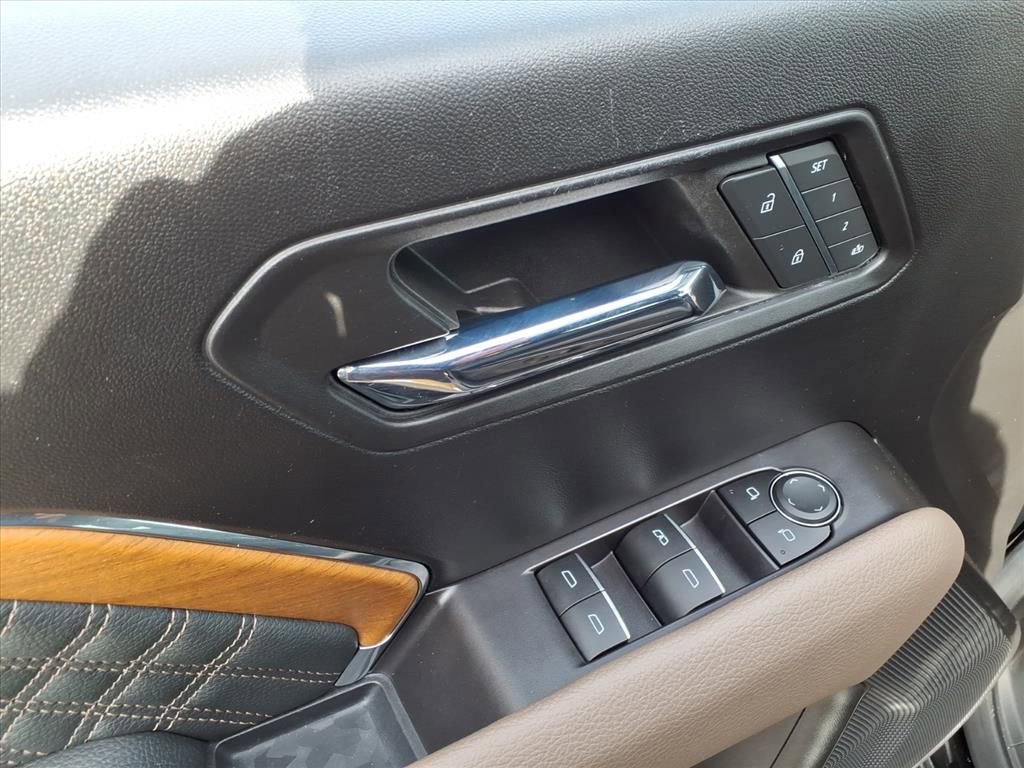 Certified 2024 GMC Canyon Denali image 15