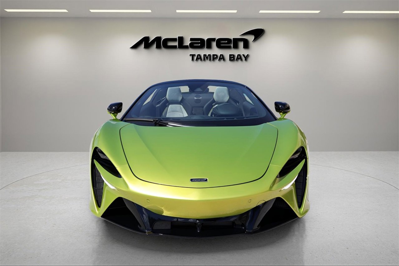 New 2025 McLaren Artura Spider image 8