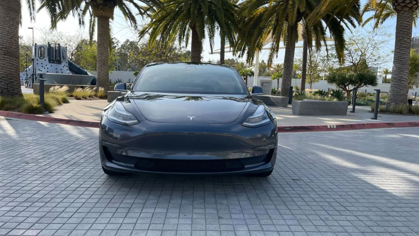 Used 2019 Tesla Model 3 Standard Range Plus RWD image 4