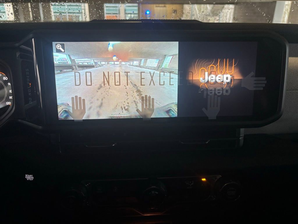 New 2025 Jeep Gladiator Sport image 16