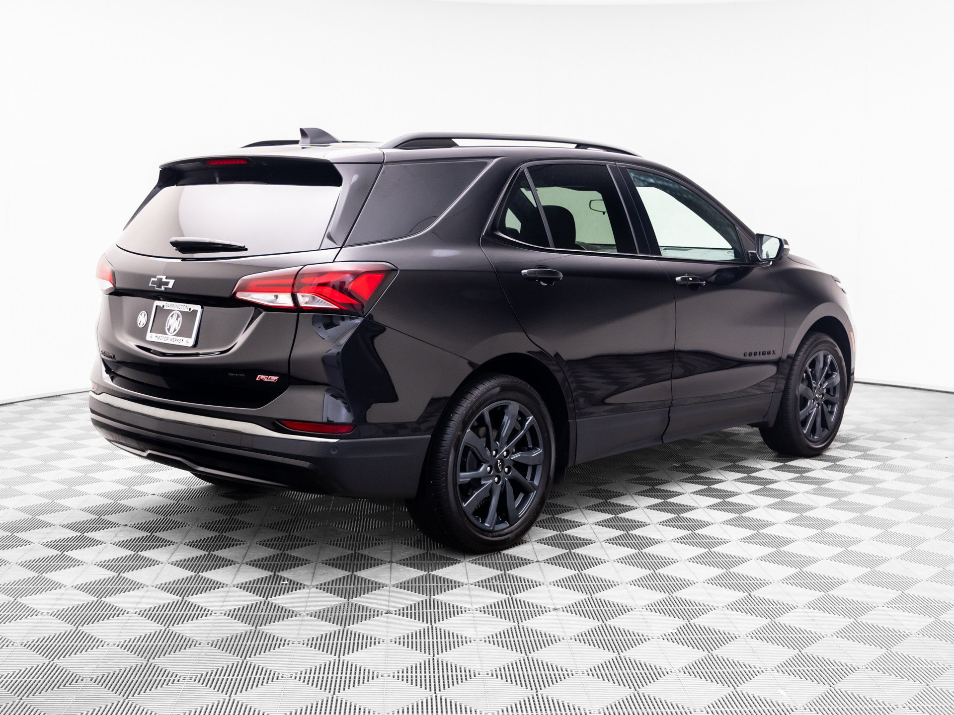Used 2023 Chevrolet Equinox RS w/ RS Leather Package AWD/4WD image 5