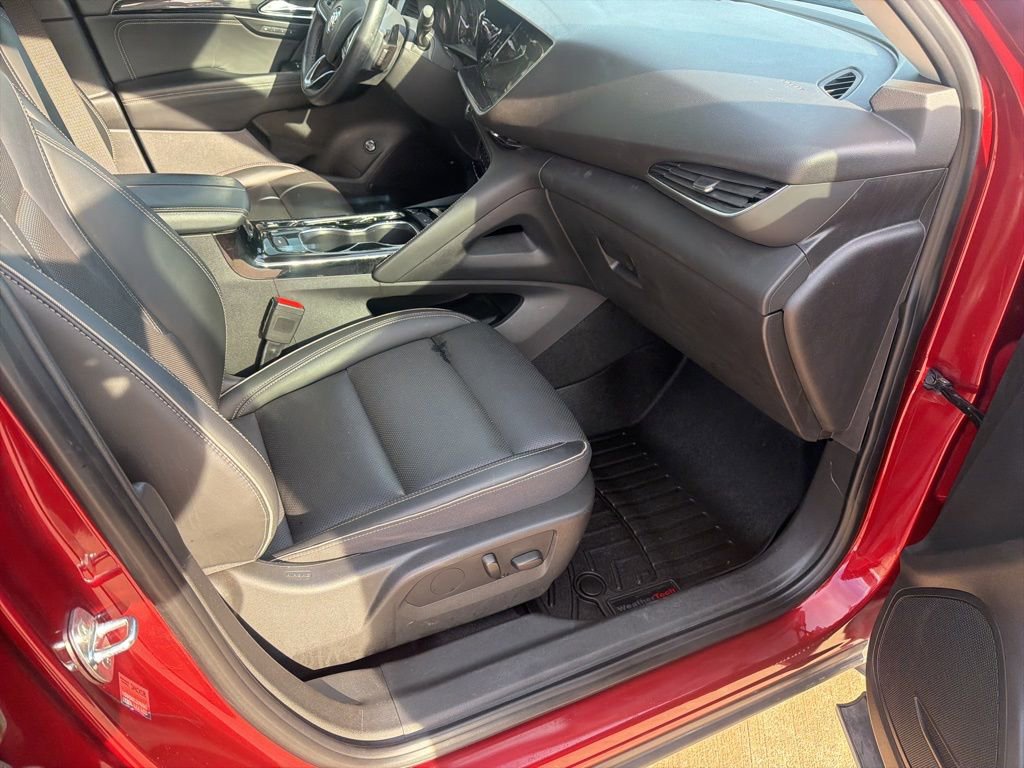 Used 2023 Buick Envision Essence FWD image 26