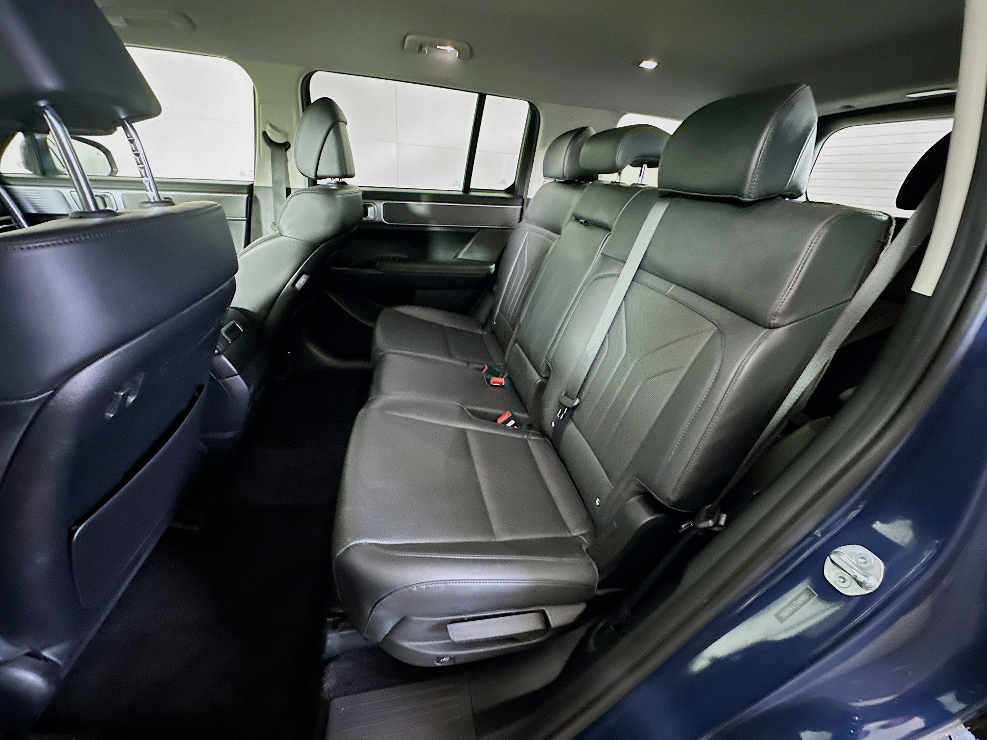 Used 2025 Hyundai Santa Fe SEL image 27