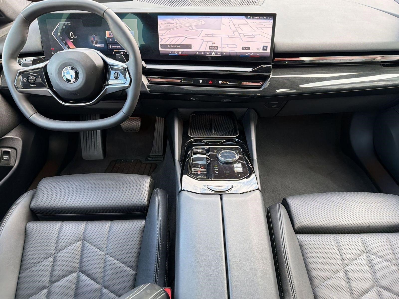 Certified 2025 BMW 530i RWD image 16