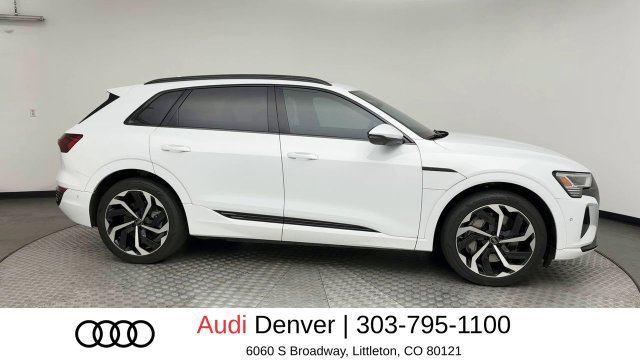 Certified 2024 Audi Q8 e-tron Prestige w/ Prestige Package AWD/4WD image 10