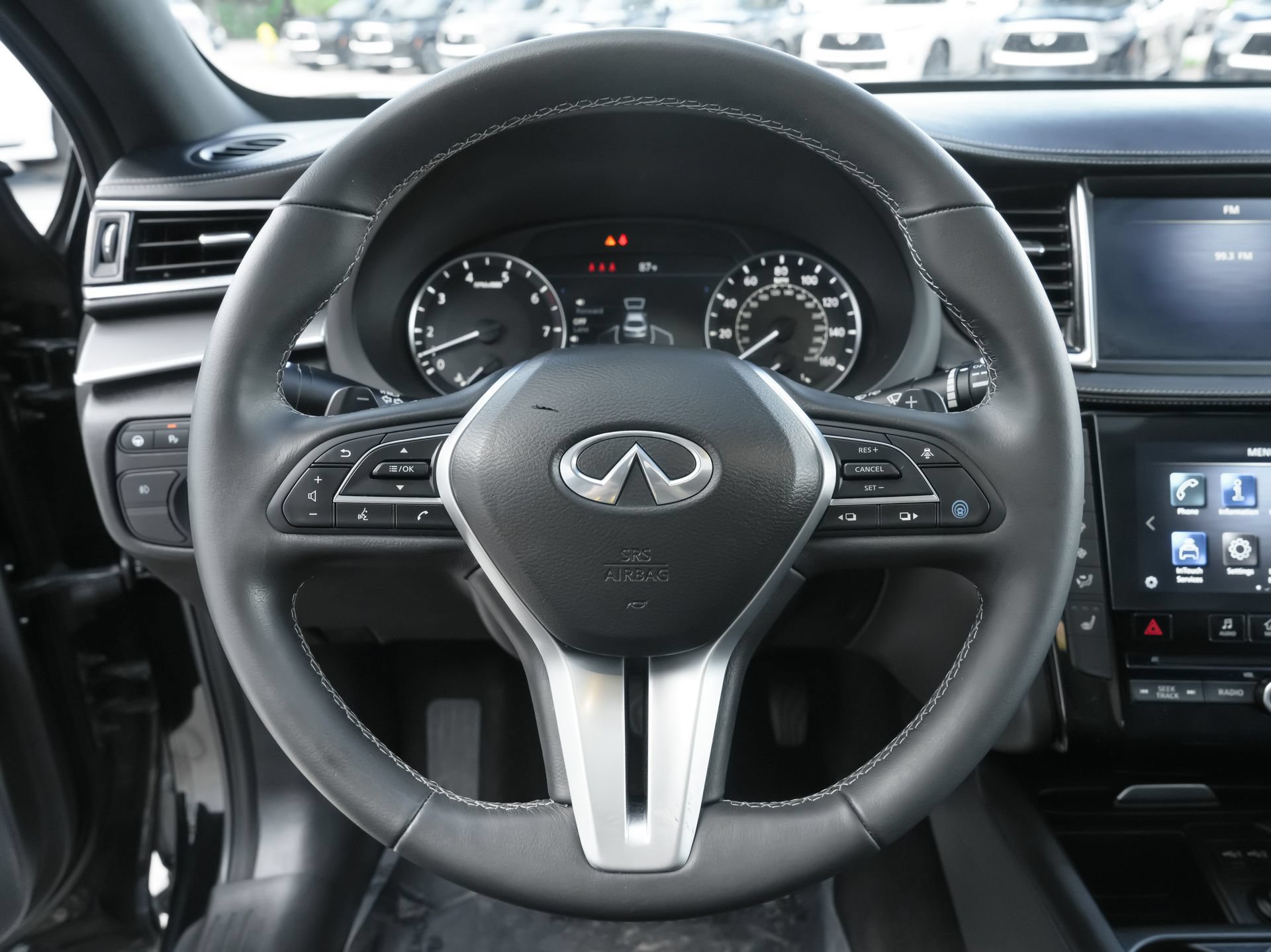 Used 2023 INFINITI QX55 Luxe w/ Cargo Package AWD/4WD image 9