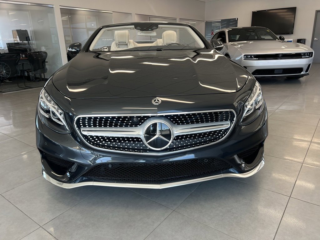 Used 2017 Mercedes-Benz S 550 Cabriolet image 3