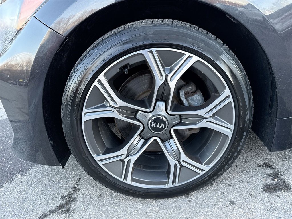 Used 2020 Kia Stinger GT-Line w/ Sun & Sound Package image 19