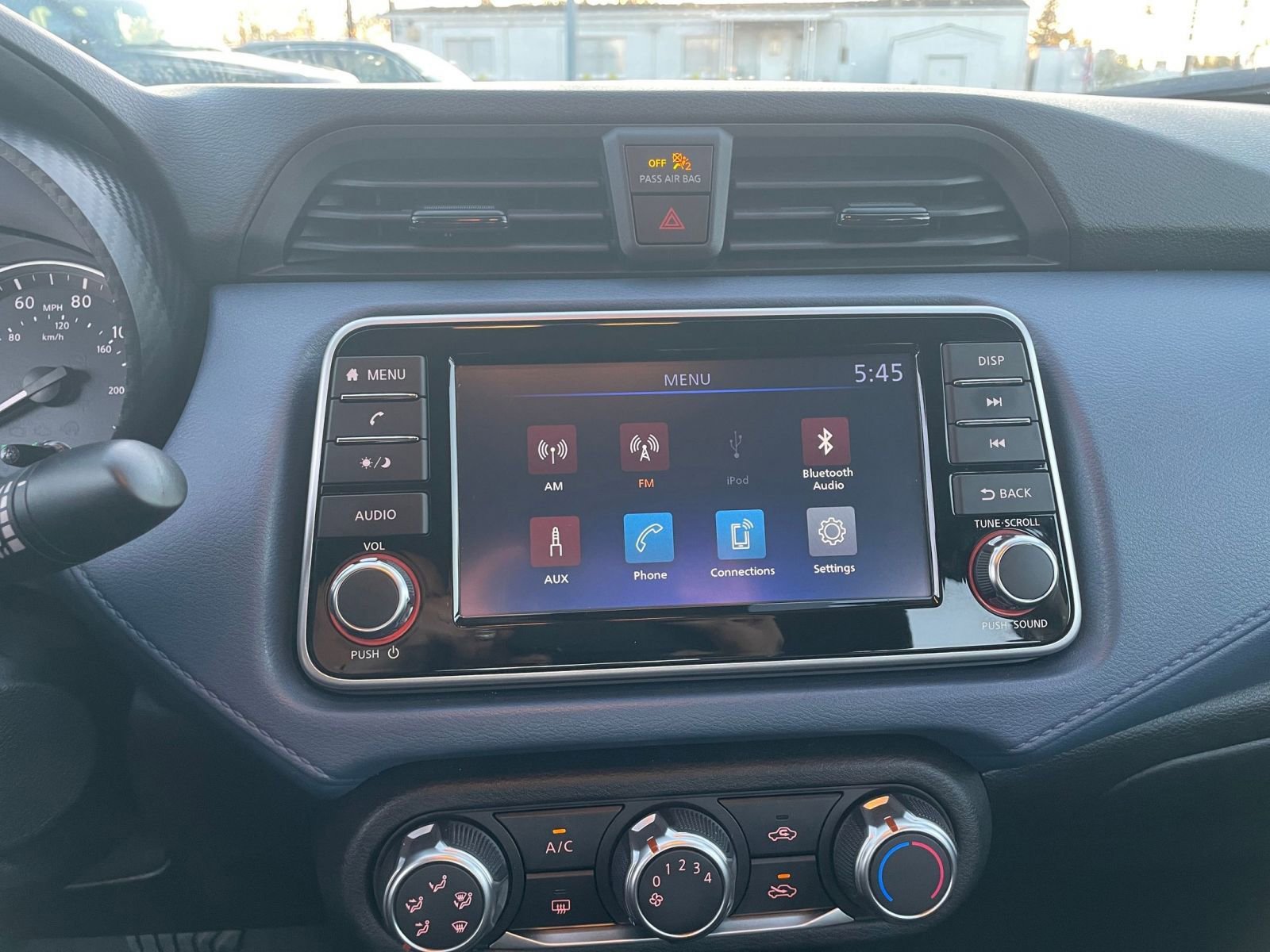 Used 2025 Nissan Versa SV image 20