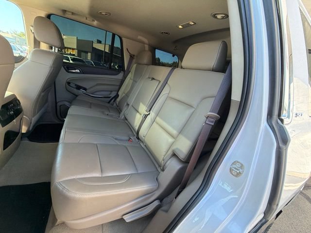 Used 2019 GMC Yukon SLT w/ HD Trailering Package AWD/4WD image 17