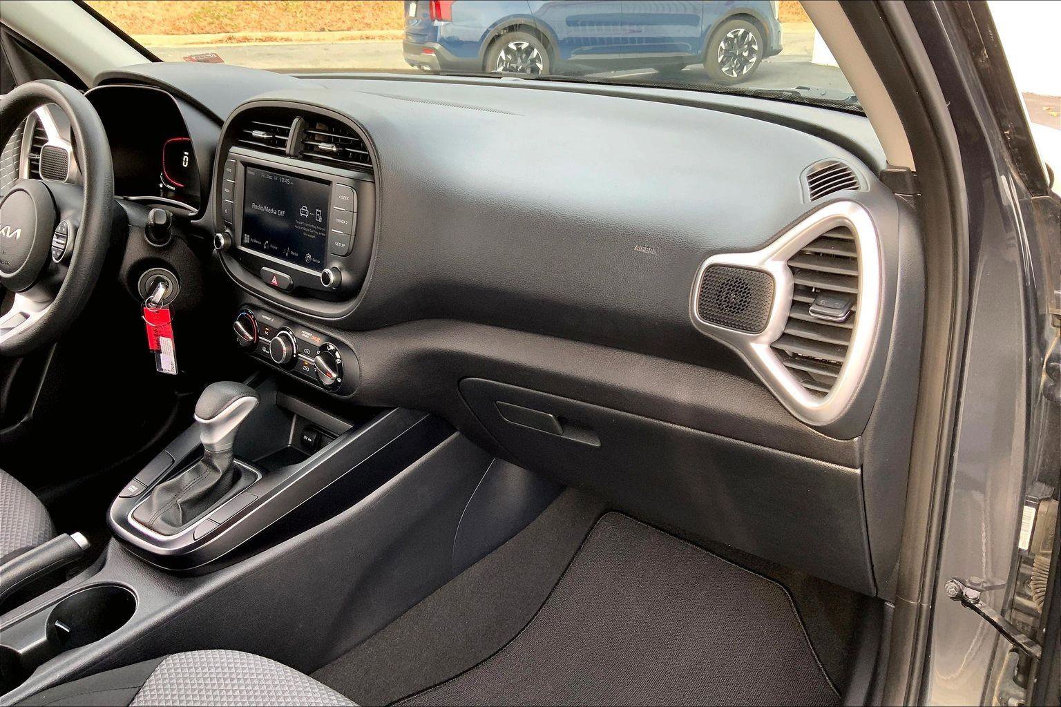 Used 2023 Kia Soul LX w/ Option Group 015 image 14