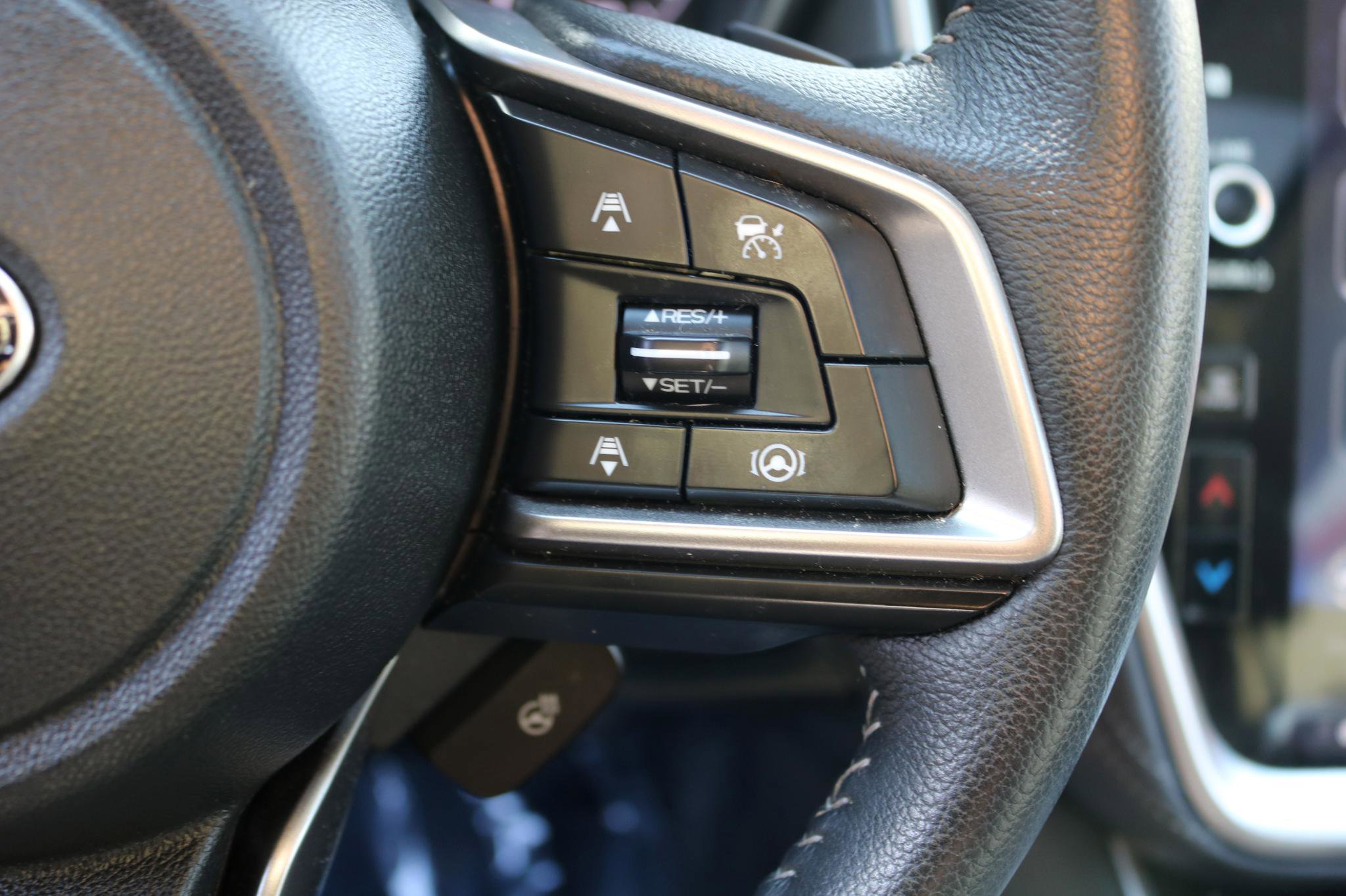 Used 2020 Subaru Outback Limited image 23