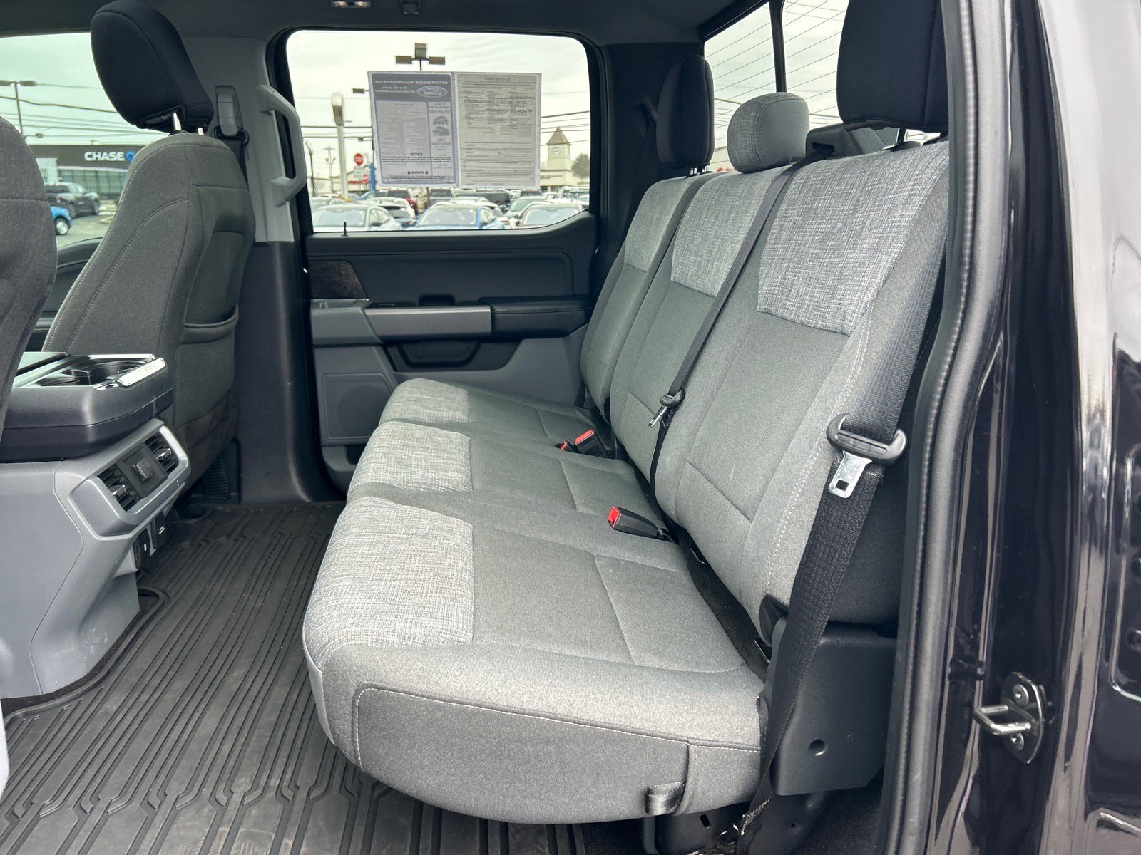 Certified 2022 Ford F150 XLT w/ Equipment Group 302A High image 9