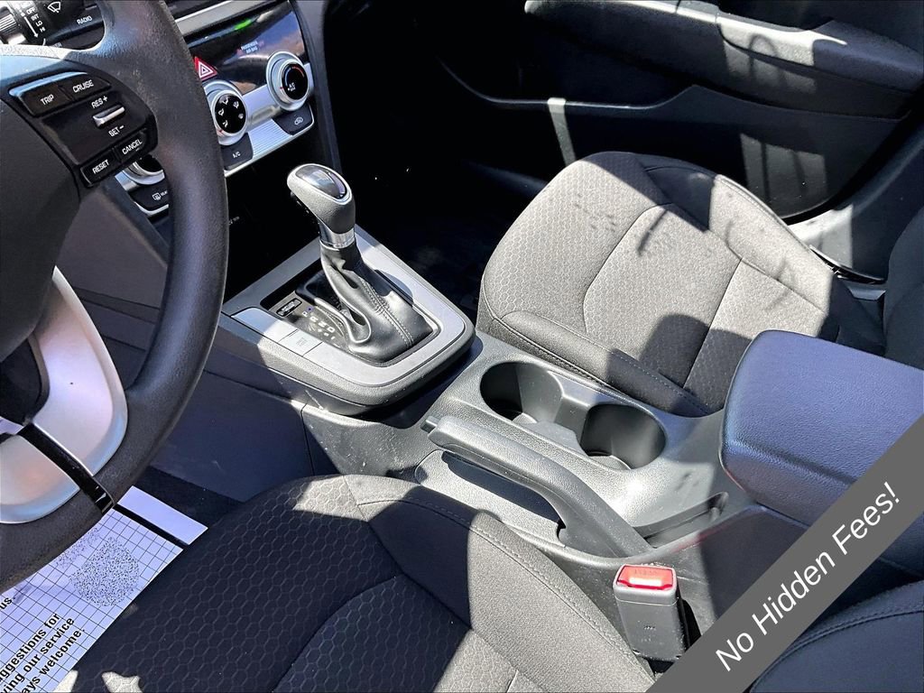 Used 2019 Hyundai Elantra SE w/ Cargo Package FWD image 13