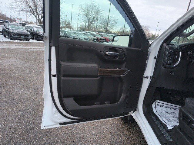 Used 2021 Chevrolet Silverado 1500 LT image 11