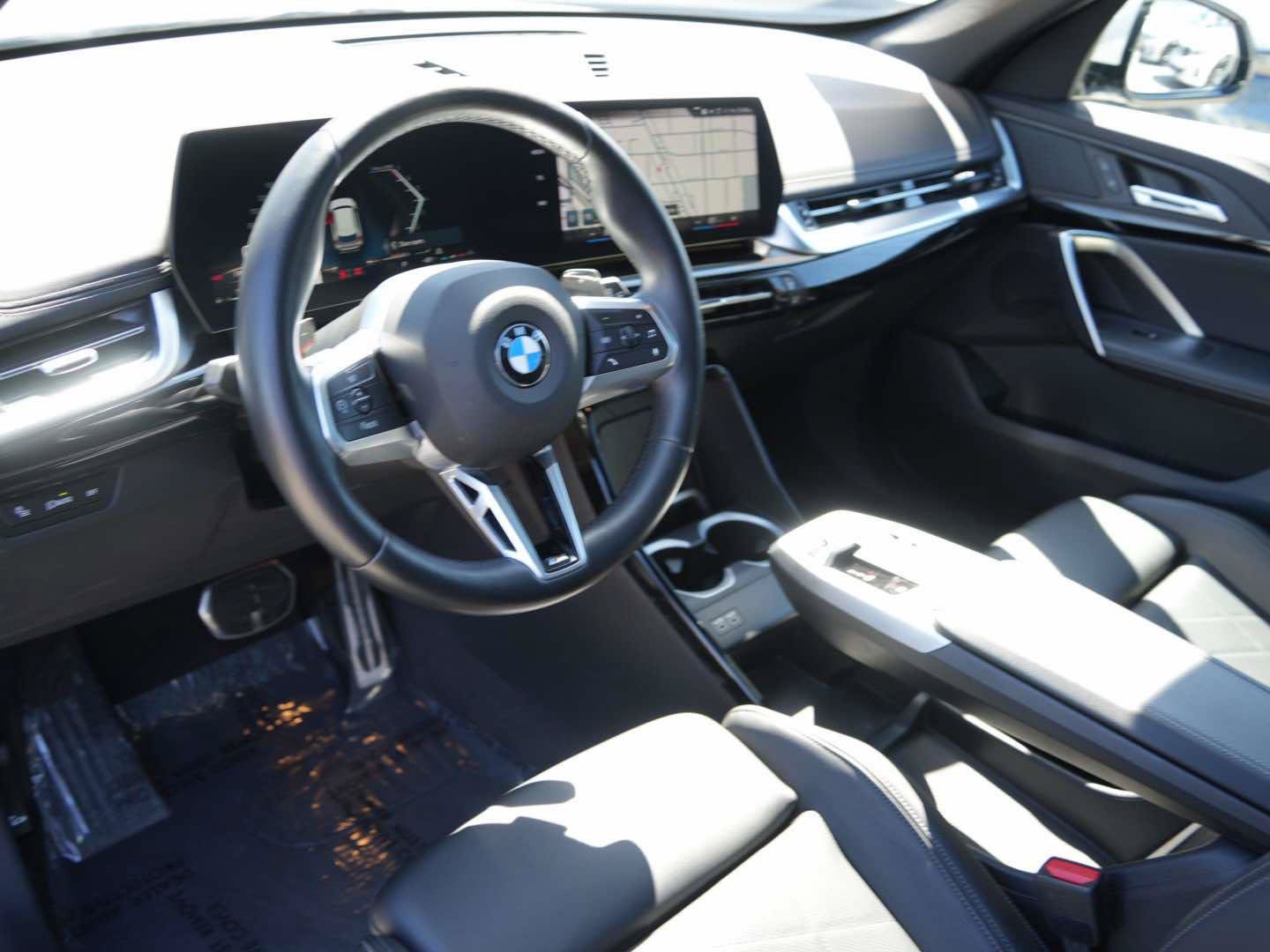 Used 2023 BMW X1 xDrive28i w/ M Sport Package AWD/4WD image 19