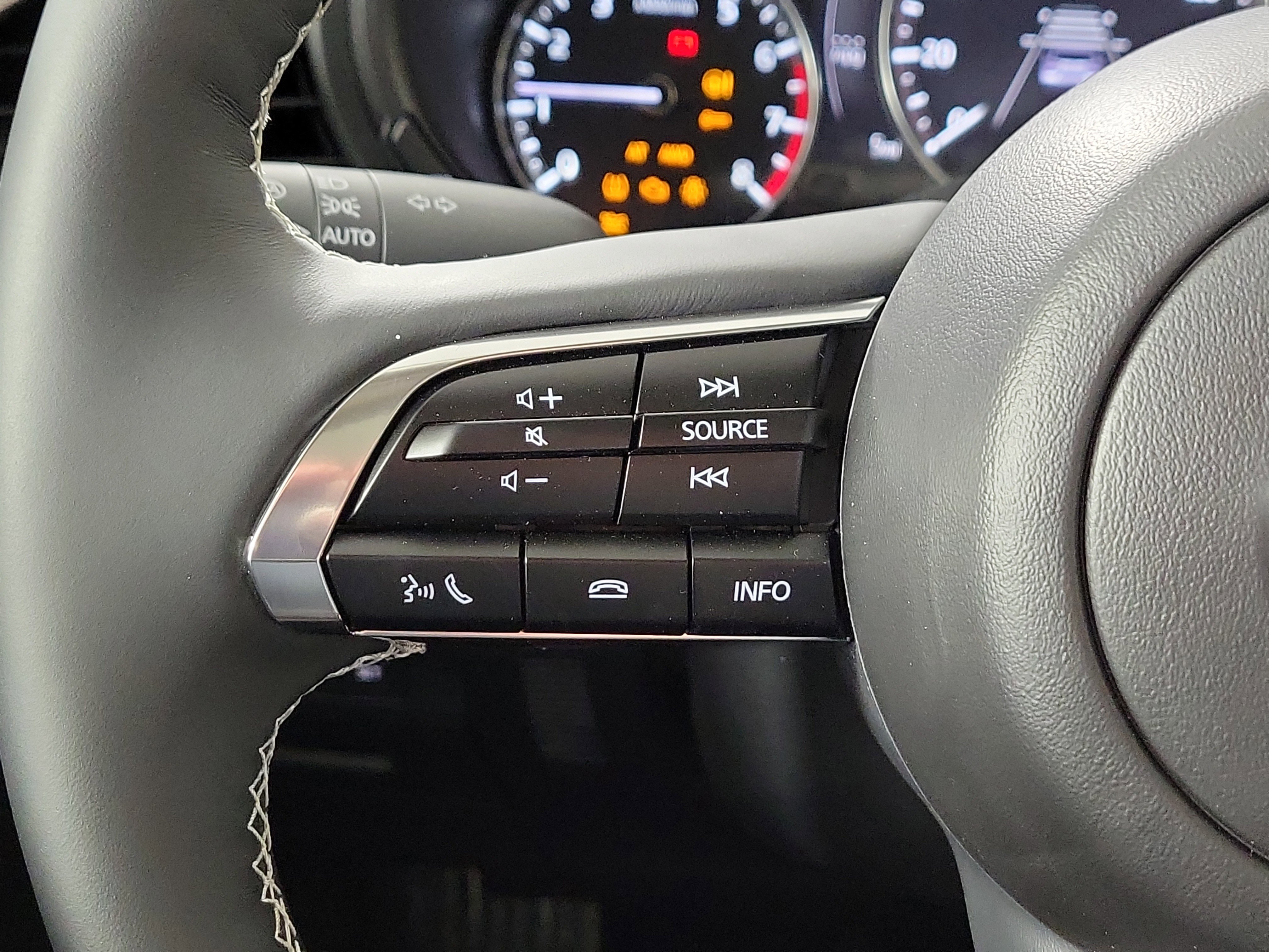 New 2026 MAZDA CX-30 Aire Edition image 15