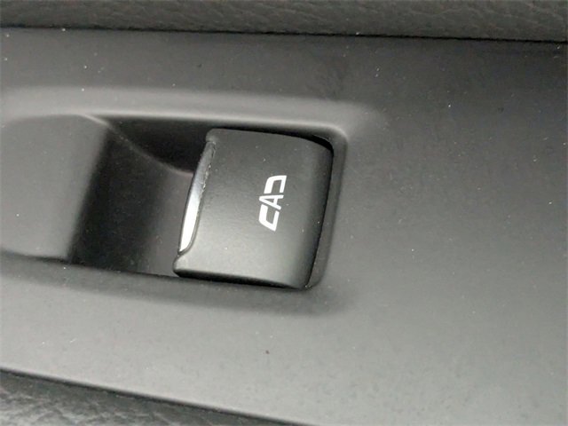 Used 2023 GMC Yukon Denali image 36