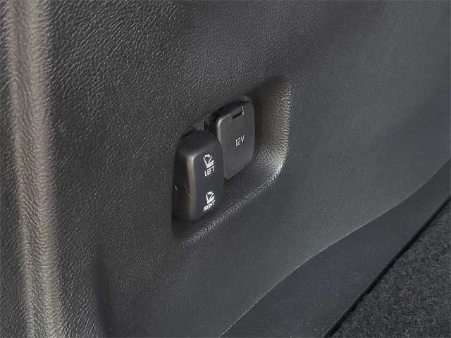 Certified 2024 Ford Edge ST-Line image 8