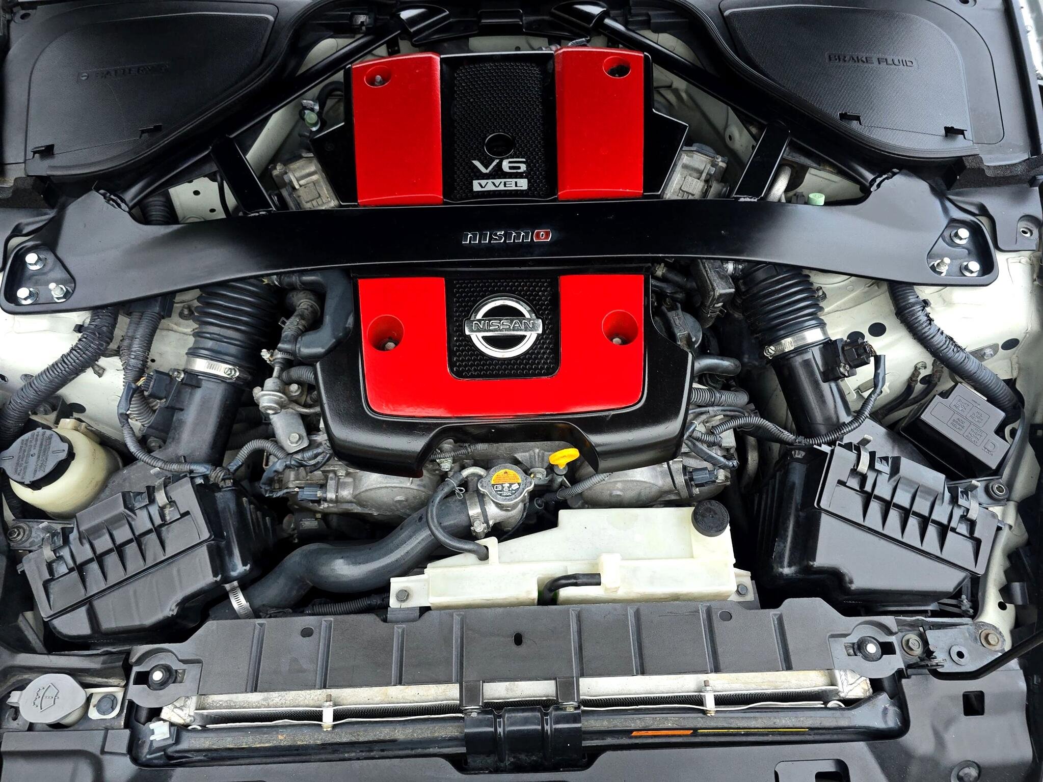 Used 2016 Nissan 370Z NISMO image 39