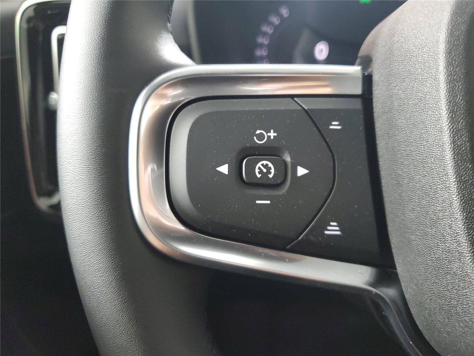 New 2026 Volvo XC40 B5 Ultra w/ Climate Package AWD/4WD image 27