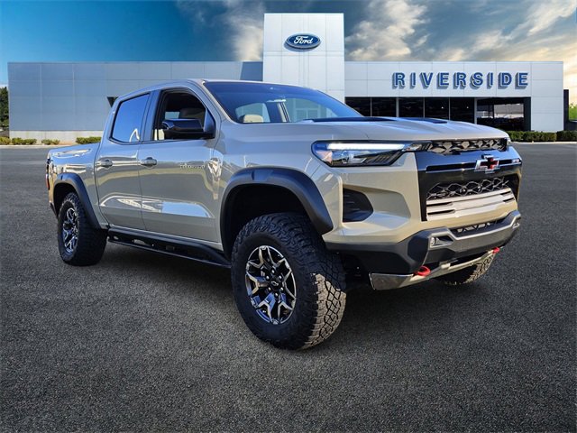Used 2024 Chevrolet Colorado ZR2 w/ Technology Package image 1
