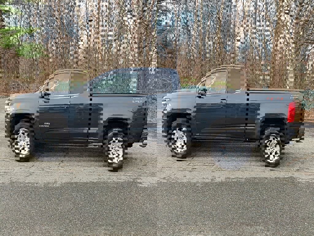 Used 2018 Chevrolet Colorado LT w/ LT Convenience Package image 4
