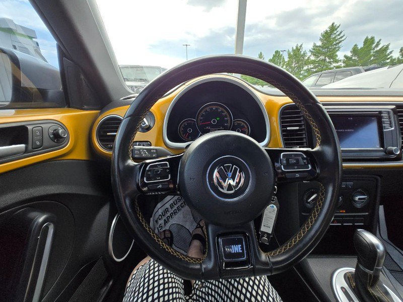 Used 2016 Volkswagen Beetle 1.8T Dune FWD image 11