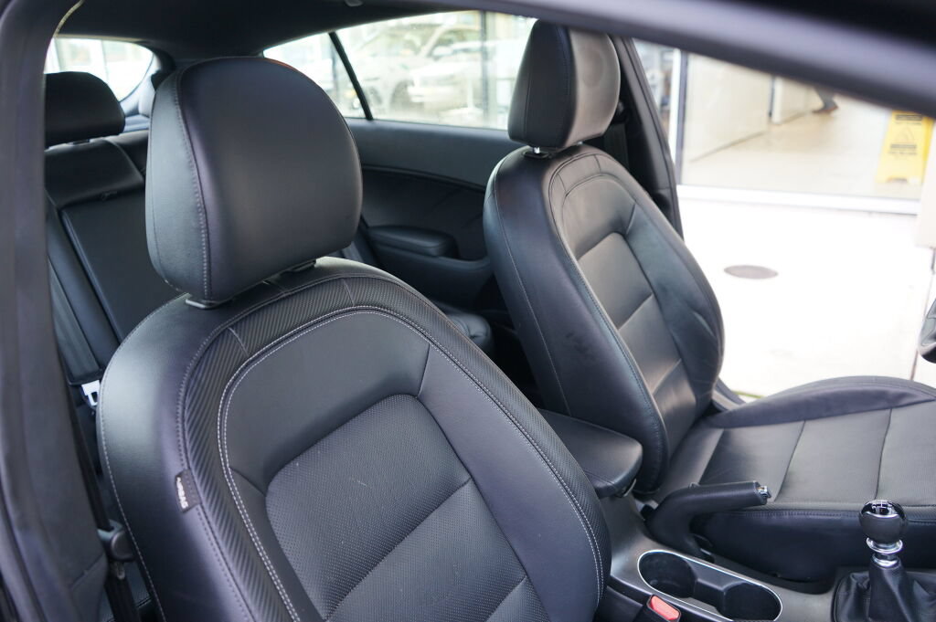 Used 2016 Kia Forte SX w/ Option Group 050 FWD image 20